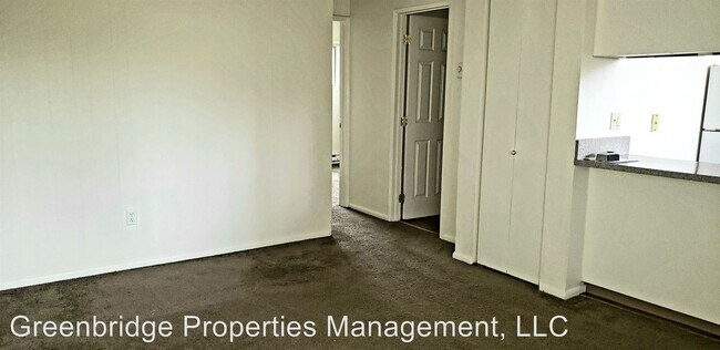 Building Photo - 5929 N Lombard St