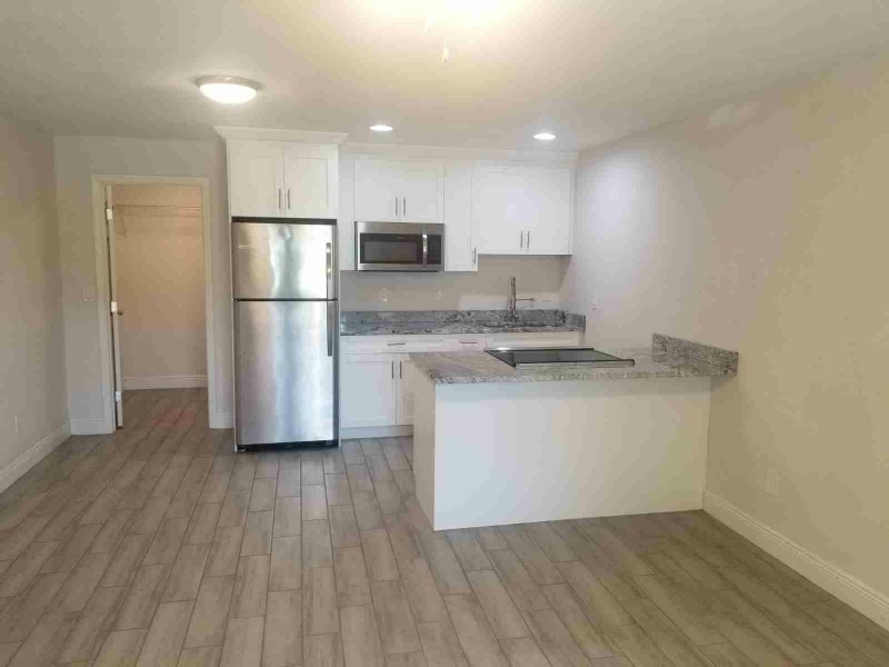 Foto principal - 1404 E Renfro St