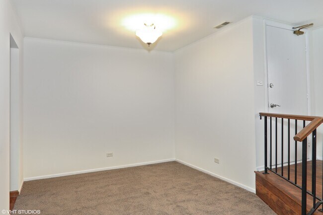 Foto del edificio - 337 Springlake Ln