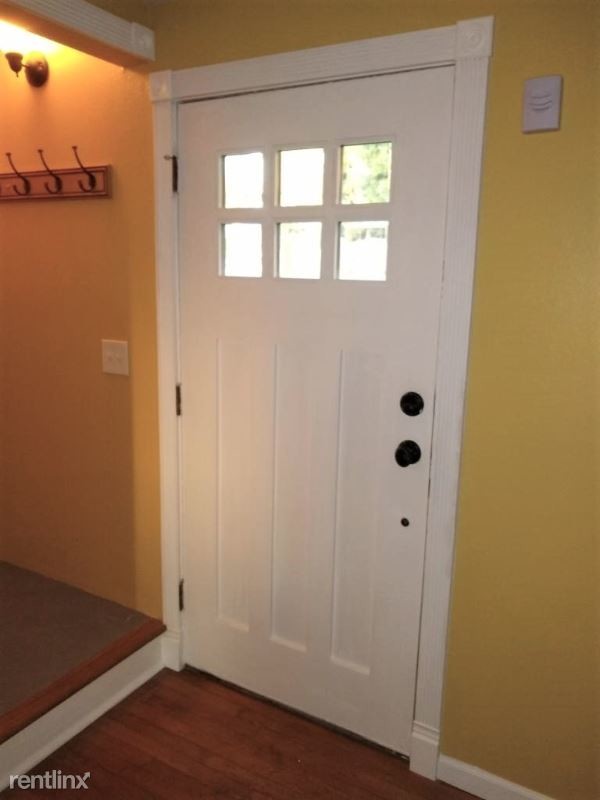 Building Photo - 5 br, 2 bath House - 621 Van De Vanter Ave