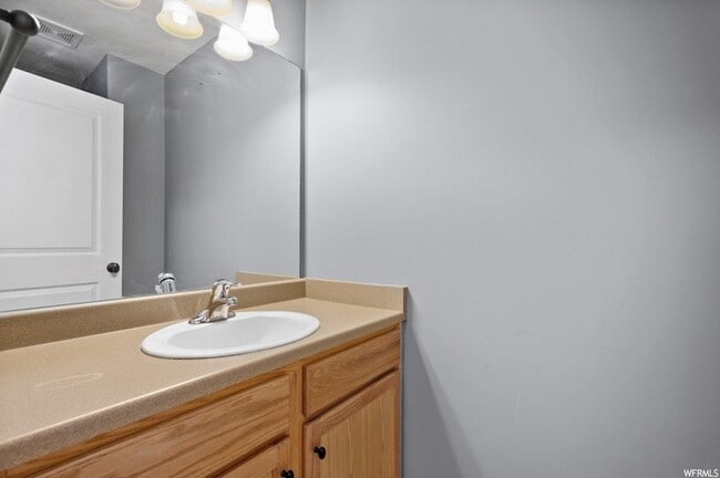 Building Photo - 129 Chandlerpoint Way