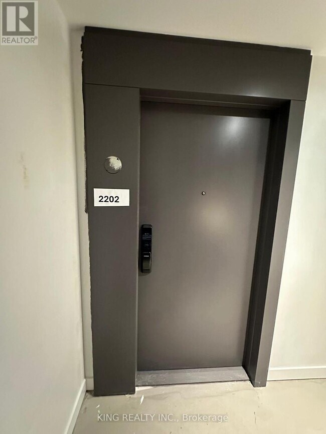 Photo du bâtiment - 2075 Lakeshore Rd.