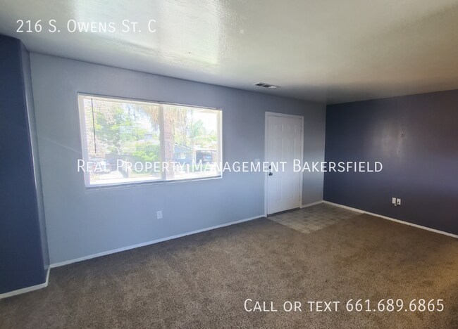 Building Photo - 216 S Owens St