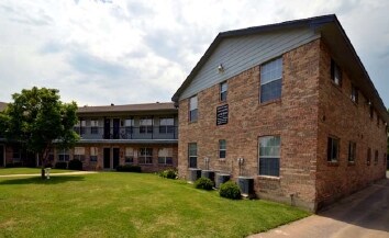 Los de iluminación - 1905 W Pecan St