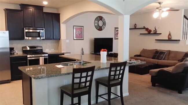 Foto del edificio - 8303 Greys Ln