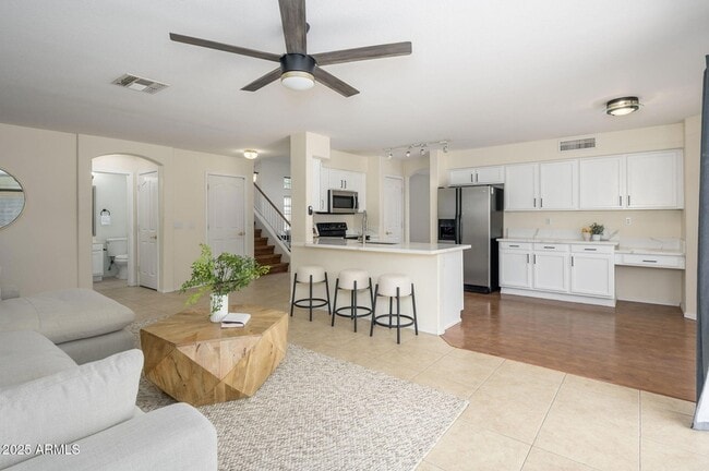 Building Photo - 25825 N 65th Ave