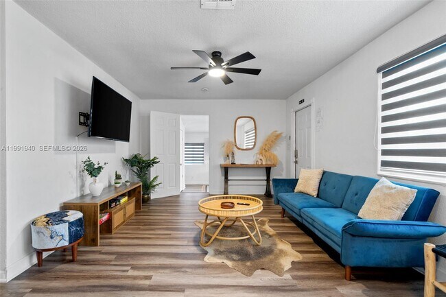 Foto del edificio - 5920 NE 2nd Terrace