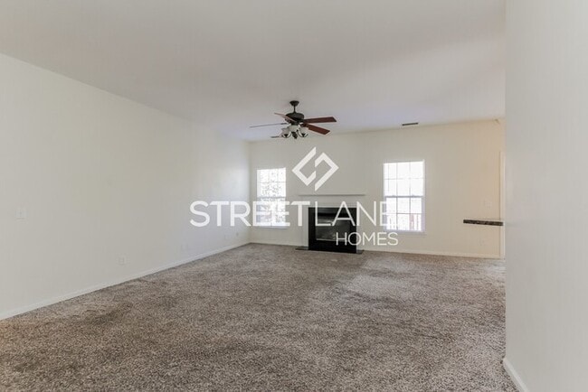 Building Photo - Charming 4 Bedroom in Indian Trail!