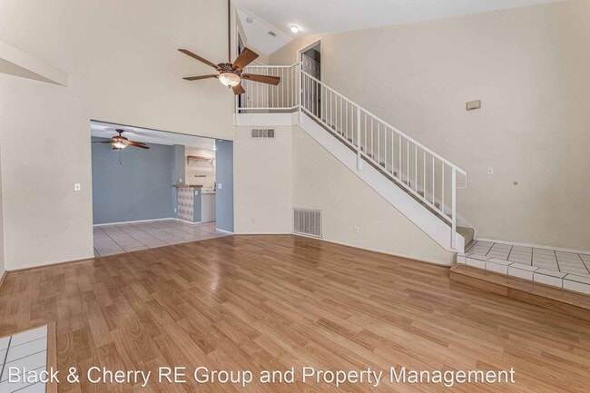 Building Photo - 2 br, 2.5 bath House - 2610 Nantucket Ave