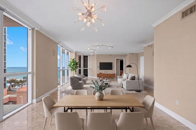 Building Photo - 101 S Fort Lauderdale Beach Blvd