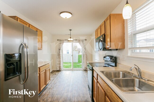 Foto del edificio - 467 Vernon Pl