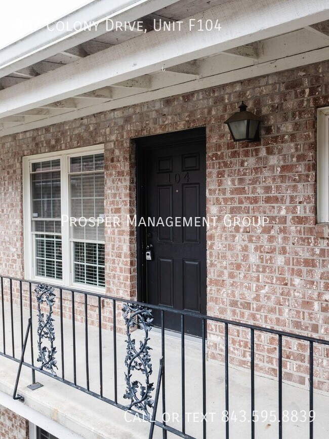Building Photo - Completely Remodeled 1-Bed Apartment in We...