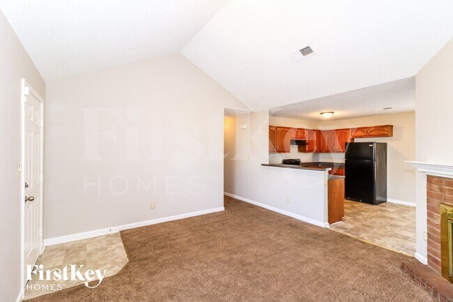 Foto del edificio - 6911 Lagrange Cir S