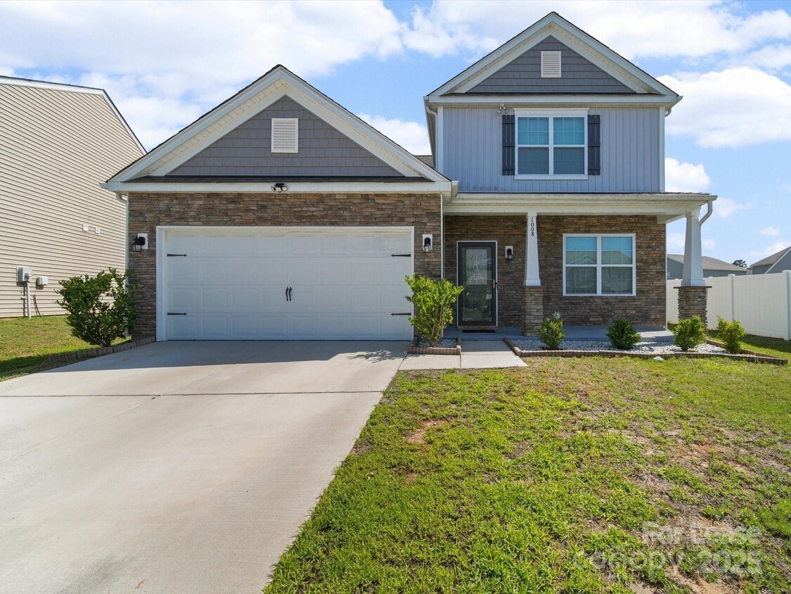 Primary Photo - 1008 Hudson Taylor Ln