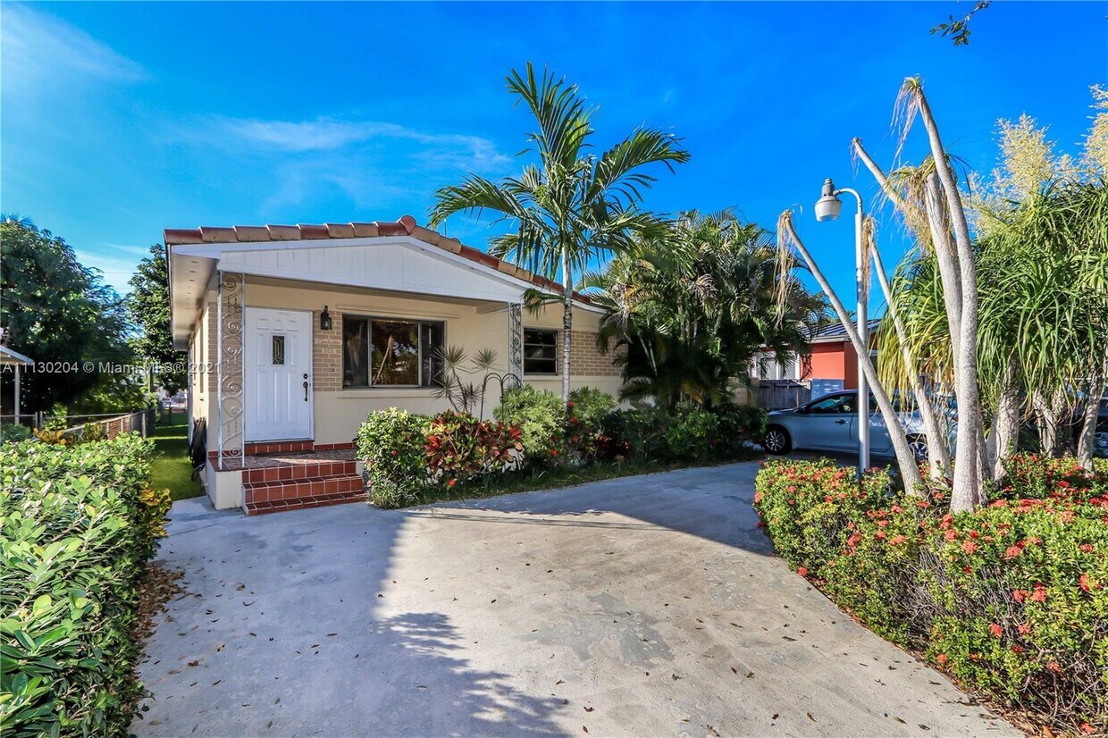 868 W 34th St, Hialeah, FL 33012 - House for Rent in Hialeah, FL |  Apartments.com