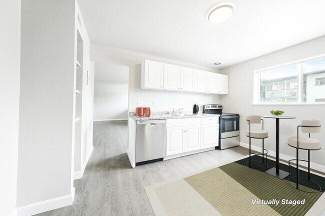 Foto del edificio - Foothills West Apartments