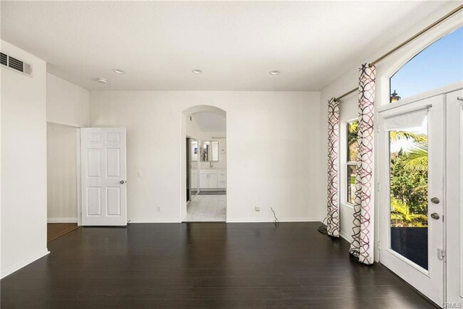 Foto del edificio - 5835 E Ridgemont Ct