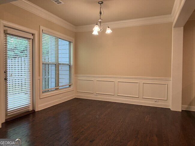 Foto del edificio - 3160 Cross Creek Dr
