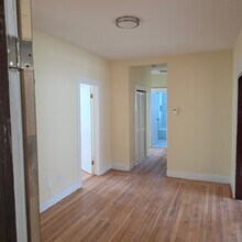 Building Photo - 39 Goodale Rd