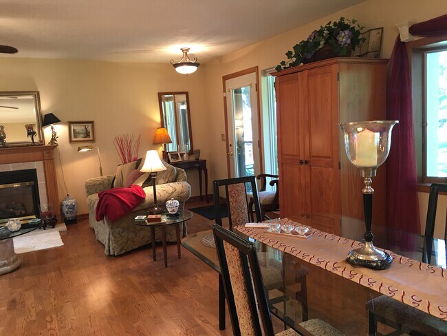 Sala de estar - 14509 Idylwood Rd