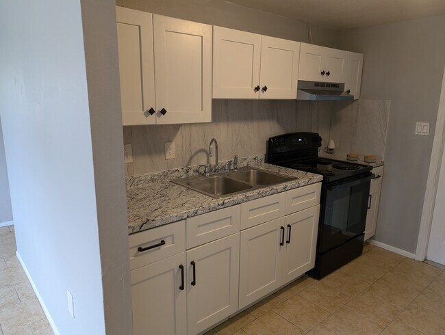 Foto del edificio - 9415 Eastfield Rd