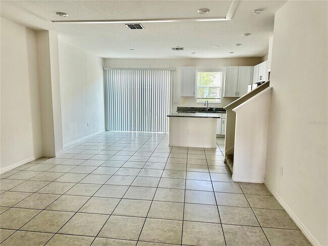 Foto del edificio - 34183 Rogallo Ln