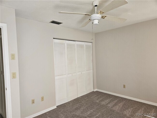 Foto del edificio - 385 E Hartford St