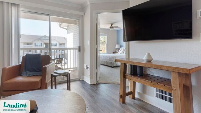 Building Photo - 400 Legends Terrace Dr