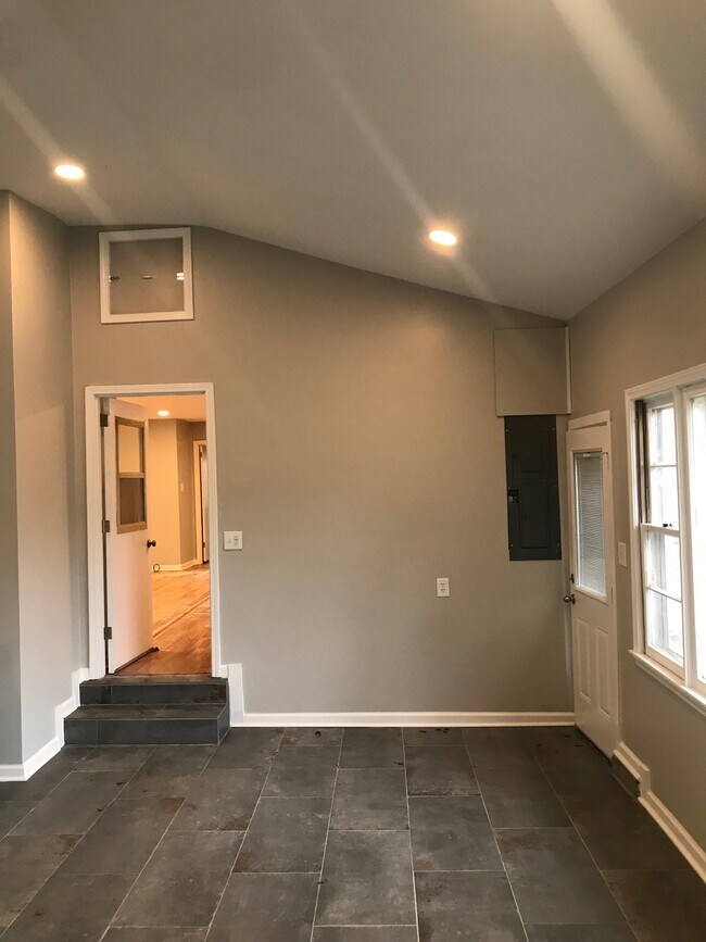 Den. - 4012 park dr