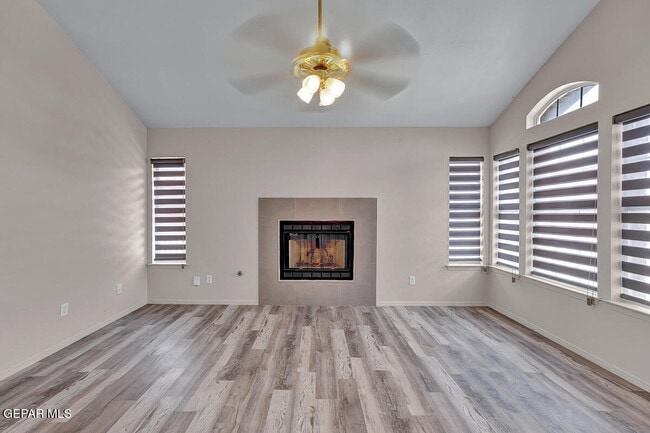 Building Photo - 12117 Desert Quail Ave