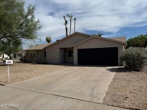 Building Photo - 3747 E Winchcomb Dr