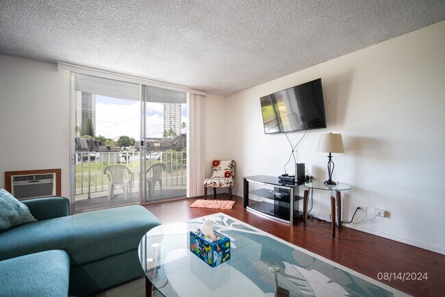 Building Photo - $3000.00 | 1BD/1BA UPGRADED Fully Furnishe...