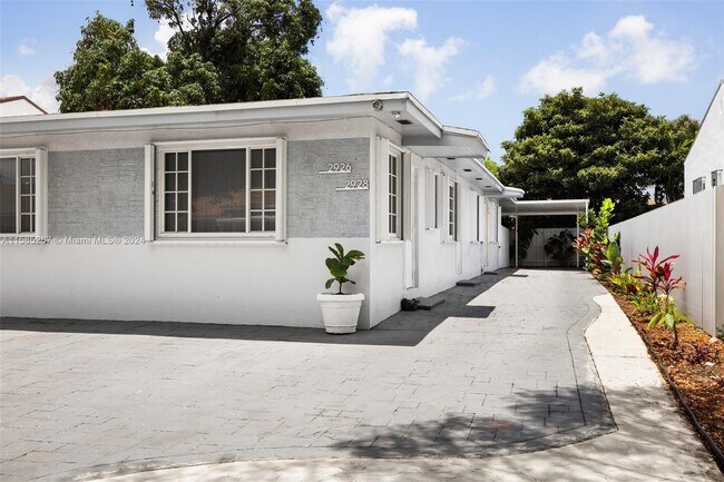 Foto del edificio - 2926 SW 5th St