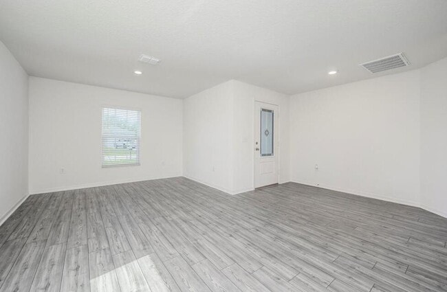 Building Photo - 5236 Imagination Dr