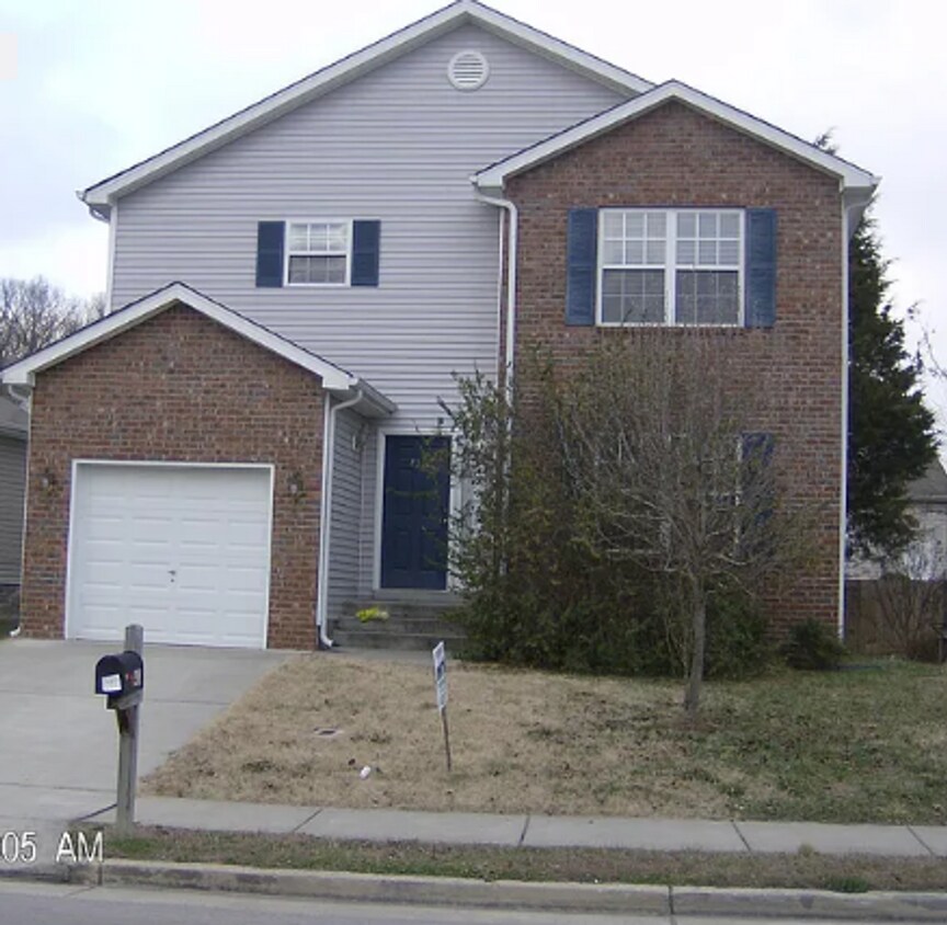 Foto principal - Beautiful renovated home in Hermitage
