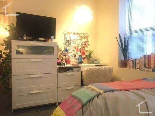 Foto del edificio - 834-836 Beacon St