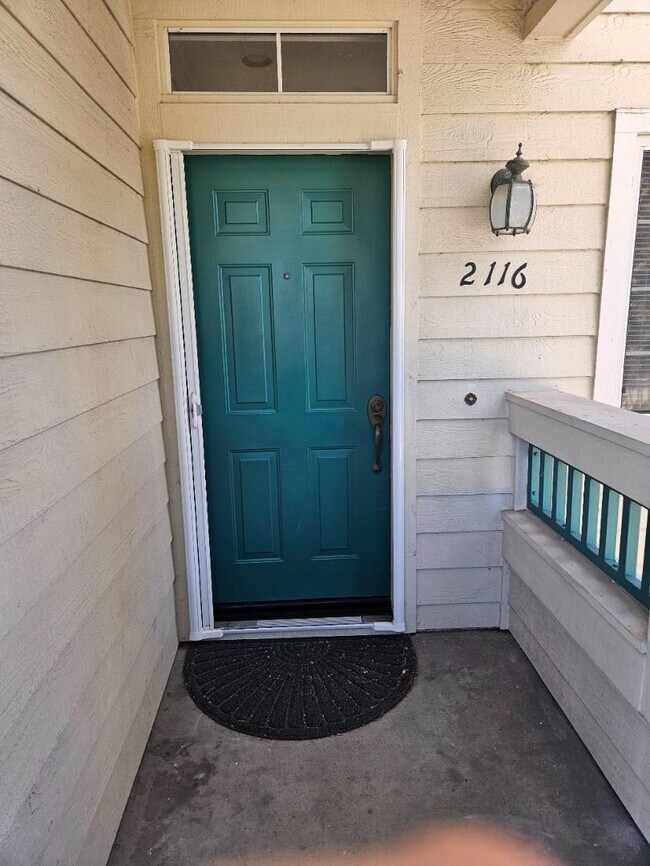 Foto del edificio - 2116 Hastings Shore Ln