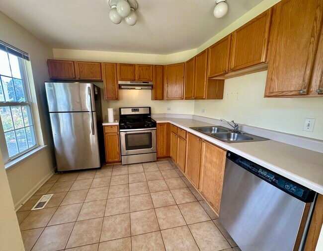 Foto del edificio - 2235 Waterleaf Ct