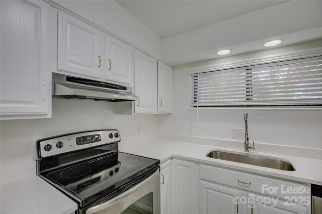 Foto del edificio - 11514 Turn Stone Ct