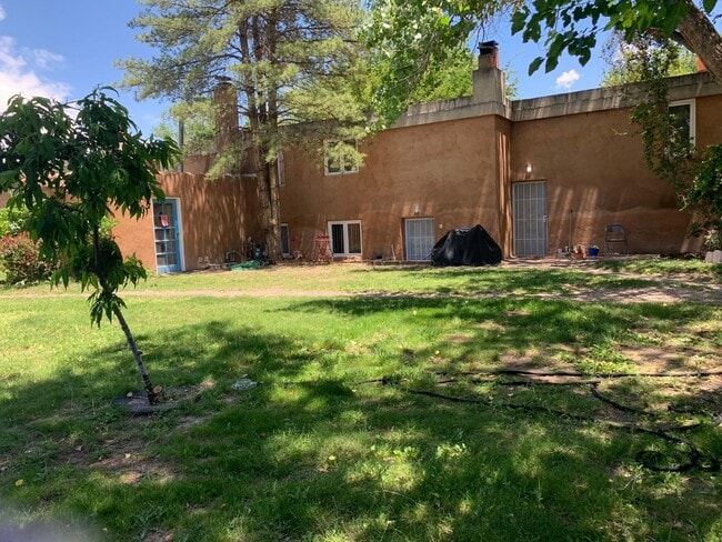 Building Photo - 65 La Pasada De Ancleto Ln
