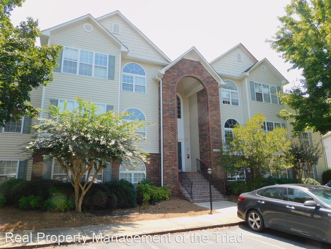 Primary Photo - 2 br, 2 bath House - 3705-1B Morris Farm D...