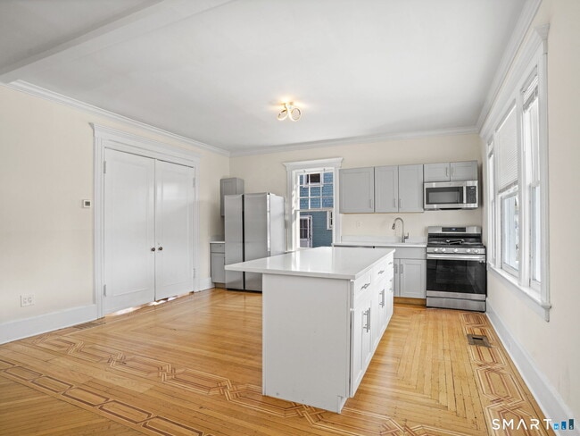 Foto del edificio - 1911 Summer St