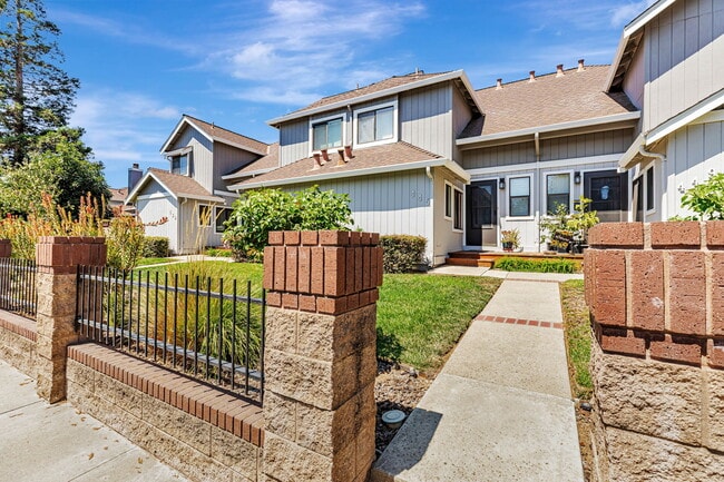 Photo - 445 E Dunne Ave Townhome