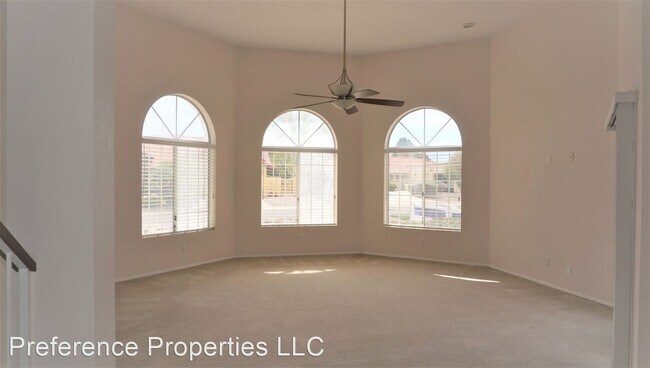 Building Photo - 4 br, 2.5 bath House - 2834 Palmer Dr.