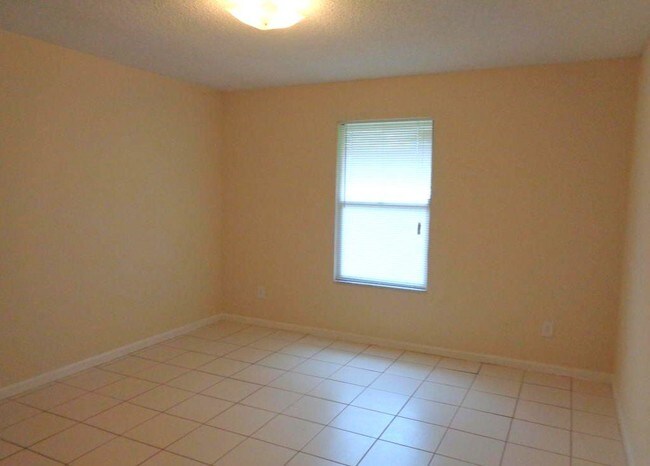Foto del edificio - 2 bedroom in Jacksonville FL 32210