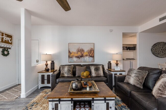 Foto del edificio - 14145 N 92nd St