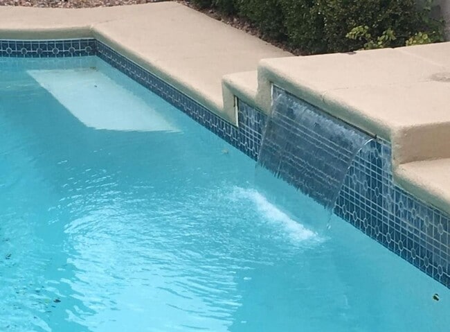 Foto del edificio - Beautiful, Well Kept, North Summerlin Pool Home