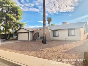 Building Photo - 6743 S Lakeshore Dr