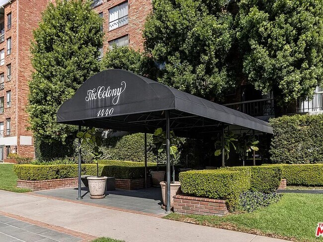 Fachada del edificio - 1440 Veteran Ave