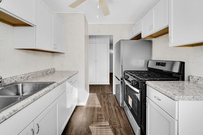 Foto del edificio - 3 Bedroom 1 Bathroom House for rent!